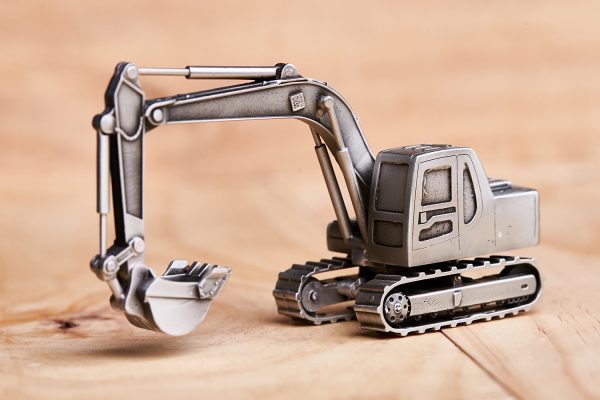 3D Machinery Large on wood 600x400 1
