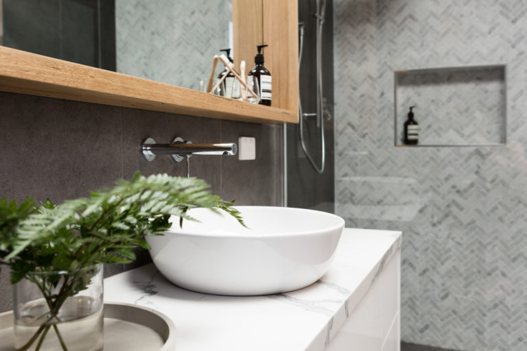 bathroom renovation company in sydney 768x512