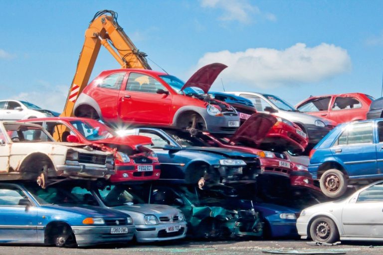 auto wreckers 768x512