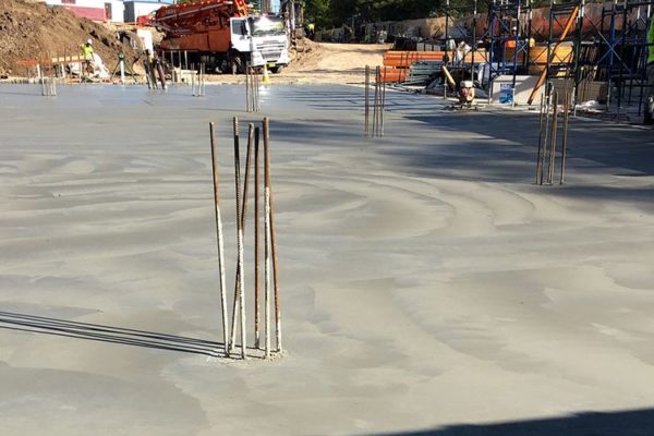 plain concrete slabs 600x400 1