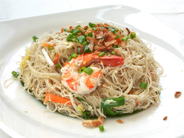 2 Singapore Stir Fried Rice Noodle with Prawn