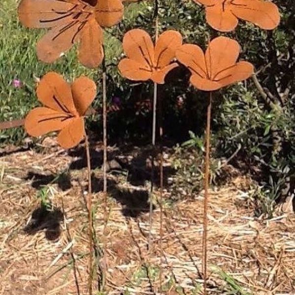 metal flower