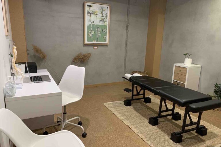 peninsula chiropractic centre 768x512